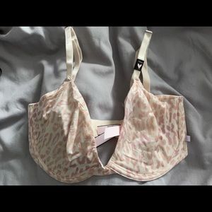 Victoria’s Secret unlined wired bra 34dd